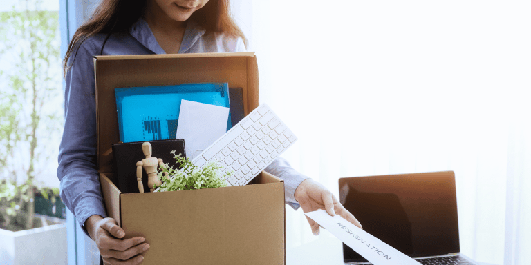 DANO MORAL: EMPREGADO DEMITIDO APÓS BUSCAR SEUS DIREITOS NA JUSTIÇA DO TRABALHO - Direitos na Rescisão do Contrato de Emprego DANO MORAL: EMPREGADO DEMITIDO APÓS BUSCAR SEUS DIREITOS NA JUSTIÇA DO TRABALHO - Direitos na Rescisão do Contrato de Emprego