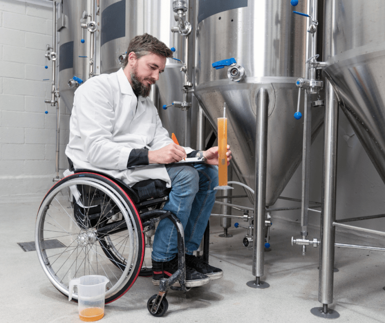SOU PCD E TRABALHO COM INSALUBRIDADE PERICULOSIDADE, QUAL APOSENTADORIA COMPENSA MAIS: ESPECIAL OU PCD? - Aposentadoria da pessoa com deficiência SOU PCD E TRABALHO COM INSALUBRIDADE PERICULOSIDADE
