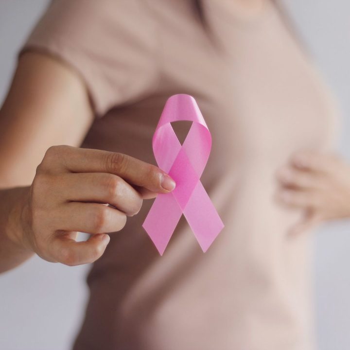 CANCER DE MAMA PODE DAR DIREITO DE SE AFASTAR PELO INSS