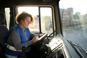 HORAS EXTRAS PARA CAMINHONEIROS: SAIBA COMO GARANTIR SEUS DIREITOS - Aposentadoria Eletricidade Horas extras para caminhoneiros