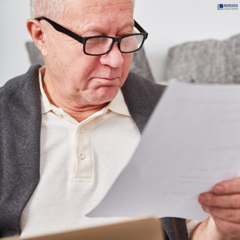 QUAL A DIFERENÇA ENTRE RECURSO E REVISÃO DE BENEFÍCIO DO INSS? - Aposentadoria Especial QUAL A DIFERENÇA ENTRE RECURSO E REVISÃO DE BENEFÍCIO DO INSS? - Aposentadoria Especial