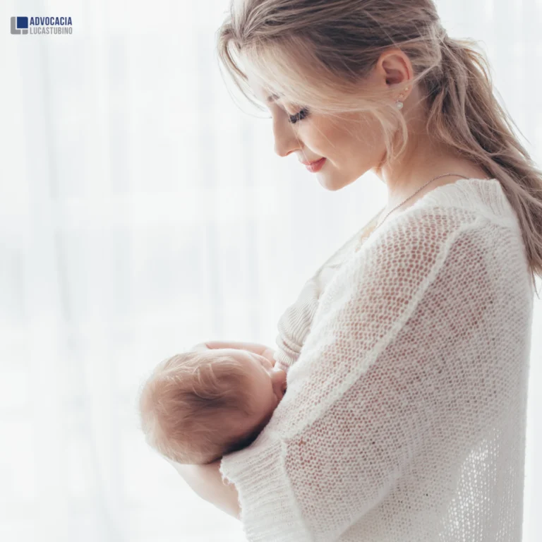 LICENÇA AMAMENTAÇÃO: Saiba como funciona / Agosto Dourado - Direitos trabalhistas